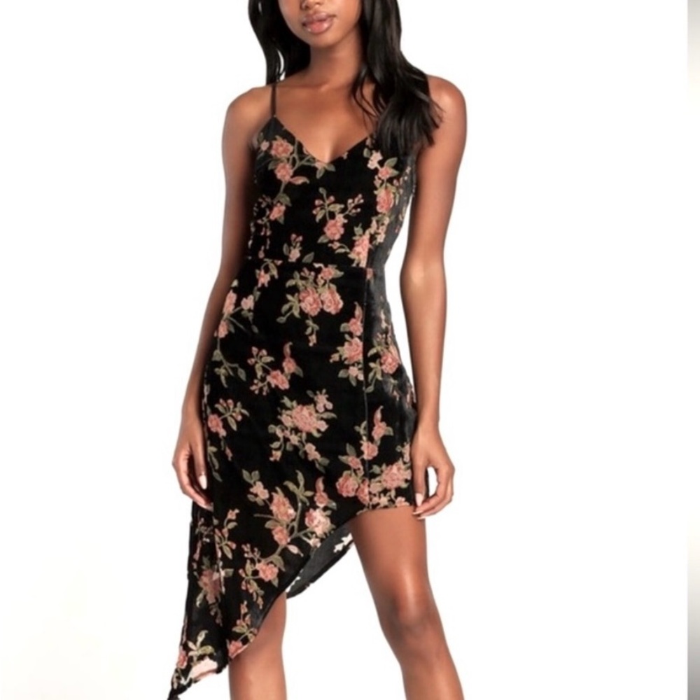 Lulu's Black Floral Asymmetrical Dress
